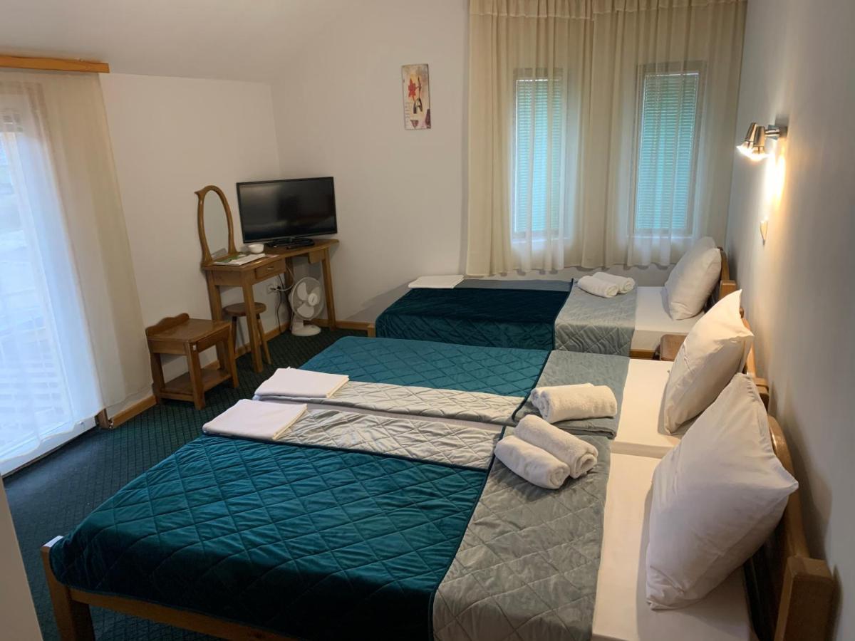 Garni Hotel Vir Врнячка-Баня Экстерьер фото