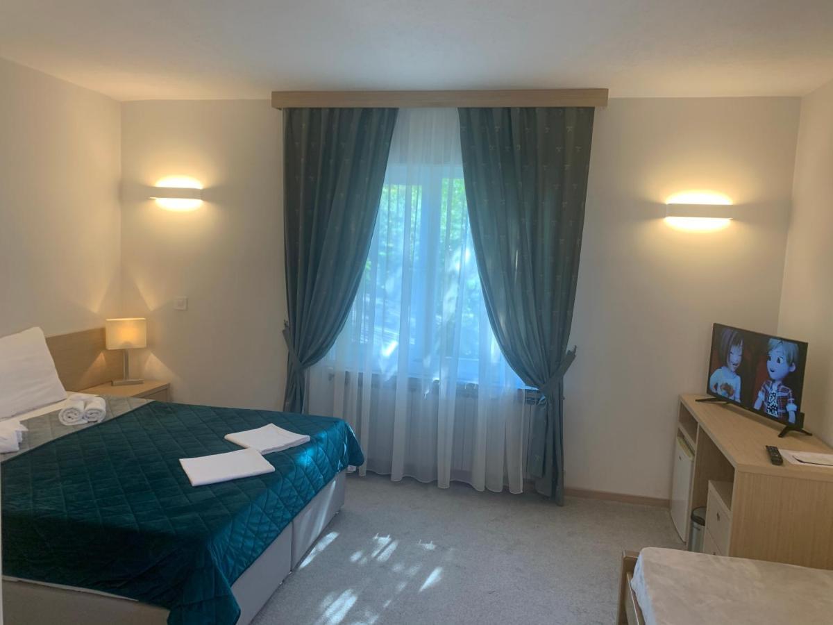 Garni Hotel Vir Врнячка-Баня Экстерьер фото