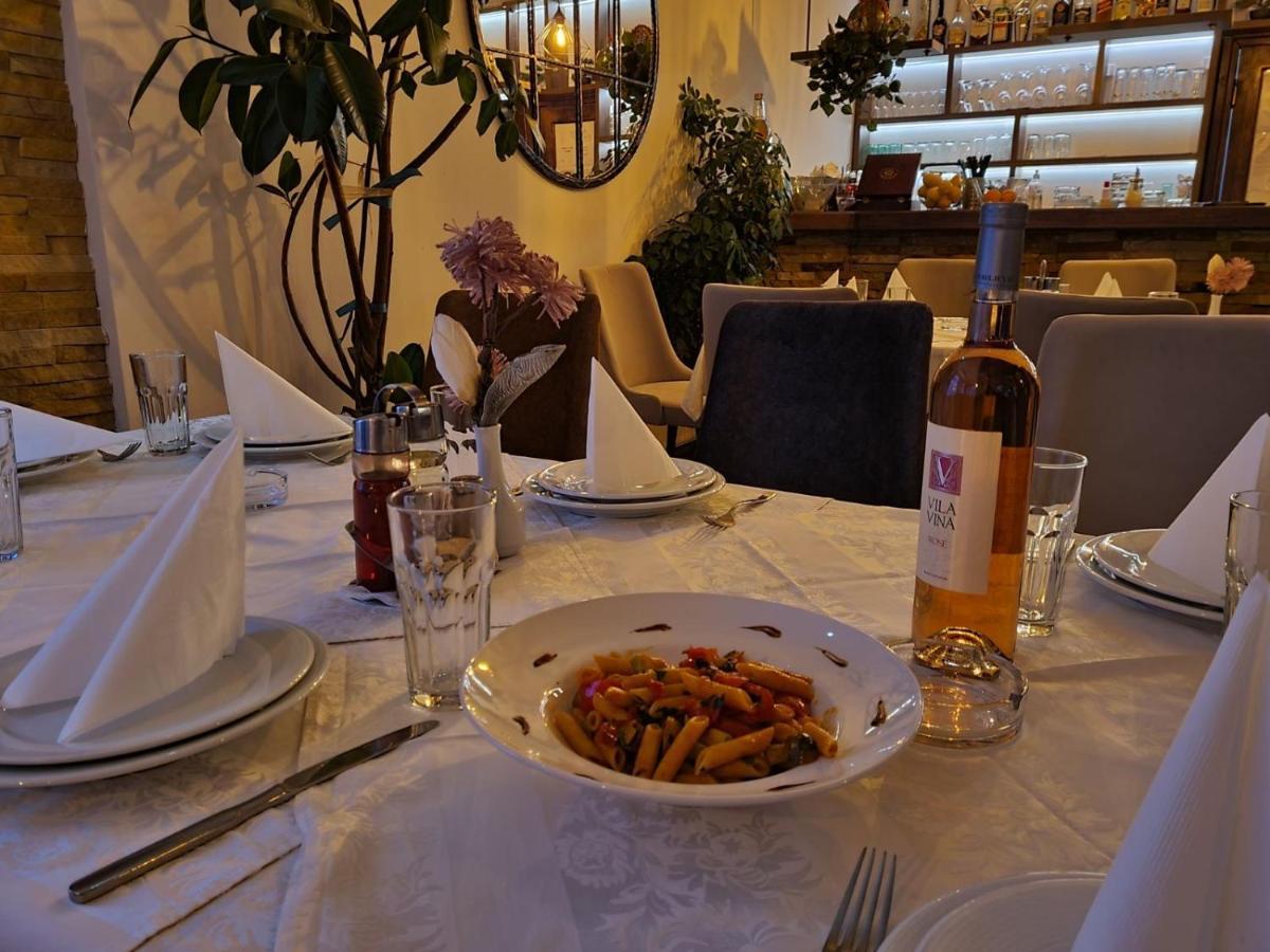 Garni Hotel Vir Врнячка-Баня Экстерьер фото